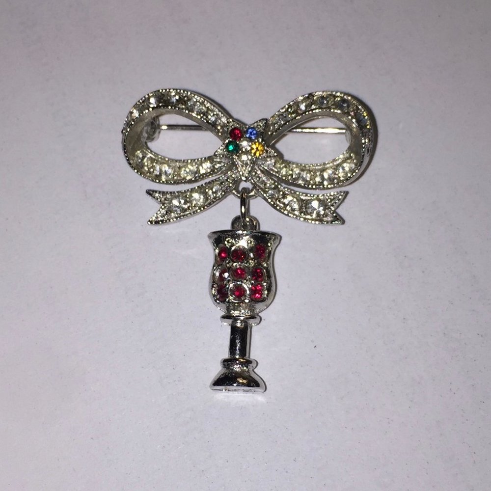 Rhinestone Wine Cup on bow by ORA